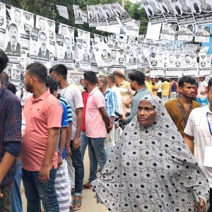 উৎসবমুখর পরিবেশে চলছে রূপগঞ্জের কাঞ্চন পৌরসভার ভোট