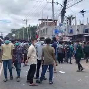 গাইবান্ধায় আন্দোলনকারীদের বিক্ষোভ, সড়ক অবরোধ