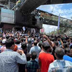 মিরপুরে সংঘর্ষে একজন নিহত, আহত দুই শতাধিক