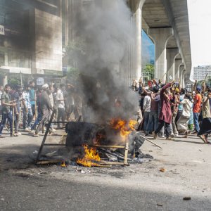 দৈনিক দেশ রূপান্তরে হামলা