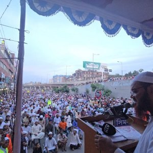 দুর্নীতিবাজদের ক্ষমতায় আনলে দুর্দশার অন্ত থাকবে না: মুফতি ফয়জুল