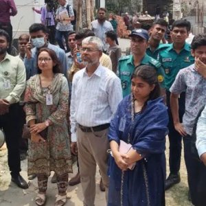 ডেমরায় রাজউকের অভিযান