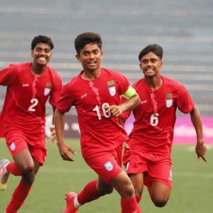 দুই গোলে এগিয়ে থেকেও মালদ্বীপকে হারাতে পারেনি বাংলাদেশ