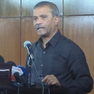 নতুন সংবিধান প্রণয়ন হতে অনেক সময় লাগবে: আসিফ নজরুল