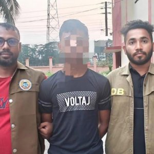 শহীদকন্যাকে ধর্ষণ মামলার পলাতক সেই আসামি গ্রেফতার