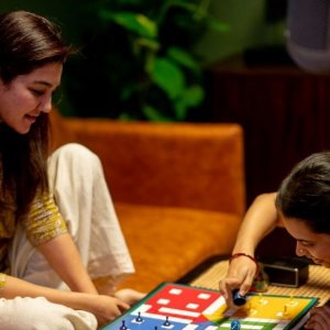 মাত্র ৪ প্রেক্ষাগৃহে কেন জয়ার সিনেমা!