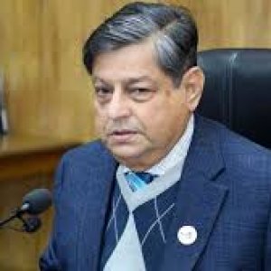 সাবেক মন্ত্রী উবায়দুল মোকতাদির ও তার স্ত্রীর দেশত্যাগে নিষেধাজ্ঞা