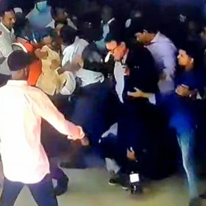 শিক্ষার্থীদের ‘অটোপাস’ দেওয়া হবে না: জাতীয় বিশ্ববিদ্যালয়ের উপাচার্য