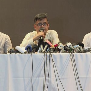 প্রধান উপদেষ্টার জাপান সফর: গুরুত্ব পাবে দক্ষ কর্মী পাঠানো ও বিনিয়োগ