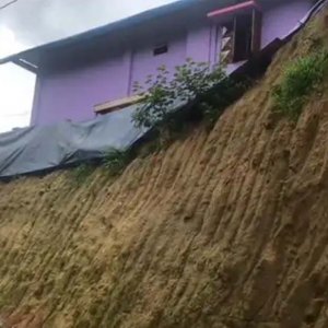 খাগড়াছড়িতে ভারী বর্ষণ অব্যাহত, পাহাড় ধসের শঙ্কা