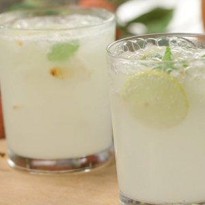 লিচুর লেমোনেড বানানোর রেসিপি জেনে নিন