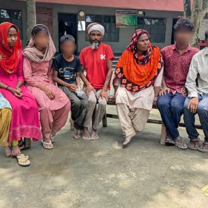 কুষ্টিয়া সীমান্তে ৯ জনকে ঠেলে পাঠালো বিএসএফ, বিজিবির প্রতিবাদ