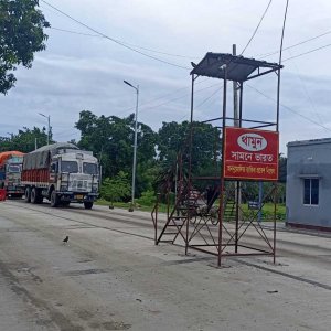 ভোমরা স্থলবন্দরে আমদানি-রফতানি ১০ দিন বন্ধ