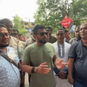 ডিএসসিসির পরিচ্ছন্নতা কার্যক্রম পরিদর্শন করেছেন ইশরাক