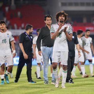 হামজা বললেন, 'আমাদের ইতিবাচক থাকতে হবে, দেখা হবে অক্টোবরে'