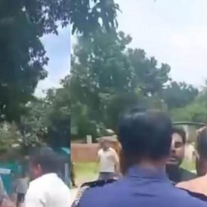 আ.লীগের দোসর আখ্যা দিয়ে ‘মব’ তৈরি করে সাবেক বিএনপি নেতাকে বিবস্ত্র করে মারধর