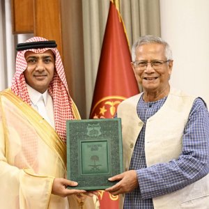 প্রধান উপদেষ্টার সঙ্গে সৌদি আরবের নবনিযুক্ত রাষ্ট্রদূতের সাক্ষাৎ