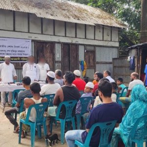 ১৫ আগস্ট উপলক্ষে মুন্সীগঞ্জে খাবার বিতরণ ও আলোচনা সভা, পুলিশ বলছে জানে না