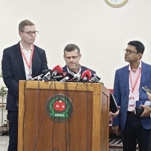 নির্বাচনি প্রস্তুতি জানতে ইসিতে আইআরআই’র প্রতিনিধি দল