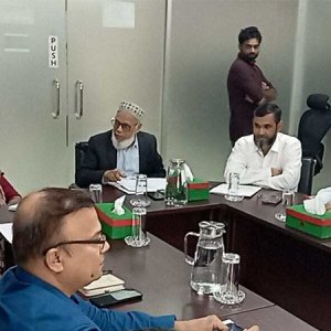 সংসদ নির্বাচনের রোডম্যাপ ঘোষণা হতে পারে রবিবার: ইসি সানাউল্লাহ