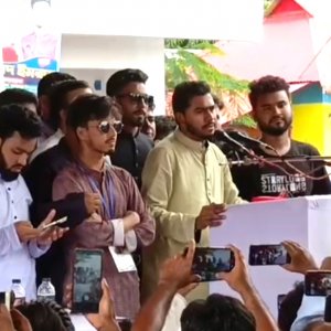 গোপালগঞ্জের সব মানুষ খারাপ না, তাদের সঙ্গে জুলুম করবেন না: নুর