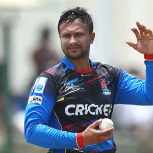 আবারও ব্যাট হাতে ব্যর্থ সাকিব