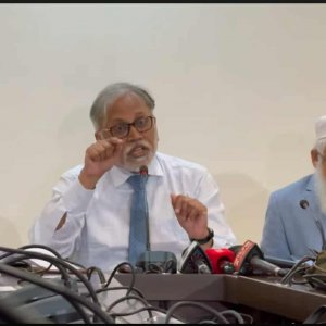 ওষুধের প্রশ্নে সরকার জনগণের পক্ষেই থাকবে: বিশেষ সহকারী