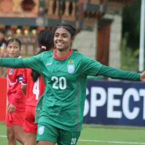 প্রীতির হ্যাটট্রিকে নেপালকে আবার হারালো বাংলাদেশ