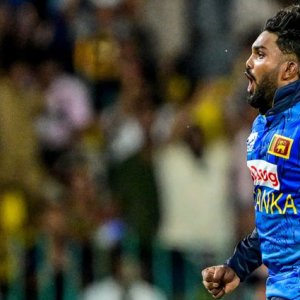 জিম্বাবুয়ে টি-টোয়েন্টি সিরিজে শ্রীলঙ্কা দলে ভিশেন, নেই হাসারাঙ্গা
