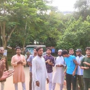 চট্টগ্রাম বিশ্ববিদ্যালয়ের শিক্ষার্থীদের ওপর হামলার প্রতিবাদে কুবিতে বিক্ষোভ