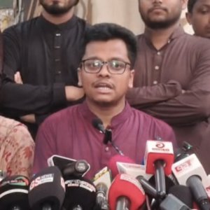 শিবির সমর্থিত নারী প্রার্থীদের নিয়ে ছাত্রদলের কুরুচিপূর্ণ মন্তব্যের অভিযোগে সংবাদ সম্মেলন