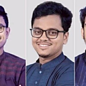 ডাকসু'র অভিযোগ: বিএনপি রাষ্ট্রের মৌলিক সংস্কারের বিরোধিতা করছে