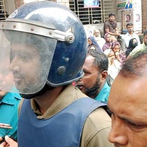 সাবেক ছাত্রলীগ নেতাকে জেলগেটে জিজ্ঞাসাবাদের নির্দেশ