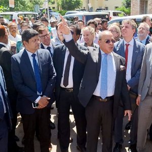 প্রধান বিচারপতিসহ ইউএনডিপির প্রতিনিধিদলের বরিশাল জেলা আদালত পরিদর্শন