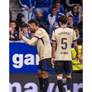 পিছিয়ে থেকে বার্সেলোনার দারুণ জয়