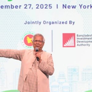 গণঅভ্যুত্থান পরবর্তী বাংলাদেশের অর্থনীতিকে বাঁচিয়ে রেখেছে রেমিট্যান্স: প্রধান উপদেষ্টা