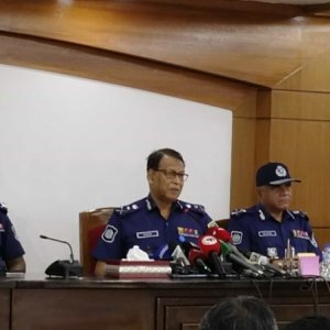 দুর্গাপূজাকে কেন্দ্র করে সারাদেশে ৪৯ বিচ্ছিন্ন ঘটনা, গ্রেফতার ১৯