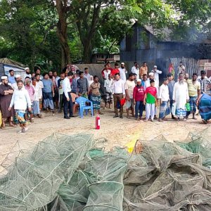 ভ্রাম্যমান আদালতে বিপুল পরিমাণ অবৈধ জাল জব্দ