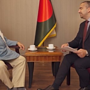 নির্বাচন অনুষ্ঠানে বিলম্ব নিয়ে যা বললেন ড. ইউনূস