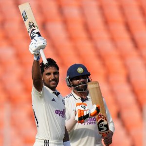 টিভিতে আজকের খেলা (৪ অক্টোবর, ২০২৫)