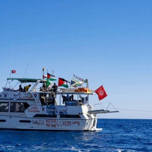 অবরোধ ভাঙা সম্ভব হলো না, কী বার্তা দিলো ফ্লোটিলা