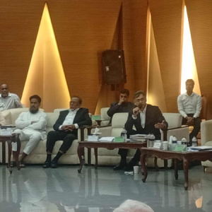 ‘এ মুহূর্তে গণভোটের প্রস্তাব সংসদ নির্বাচন বিলম্বিত করার অপ্রয়াস’