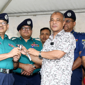 জনগণ নির্বাচনমুখী হলে কেউ আটকাতে পারবে না: স্বরাষ্ট্র উপদেষ্টা 