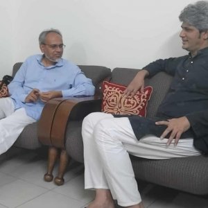 বিএনপি নেতা ডা. রফিককে দেখতে গেলেন জোনায়েদ সাকি