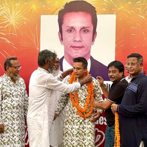 খালেদ মাসুদ পাইলটকে রাজশাহীতে সংবর্ধনা