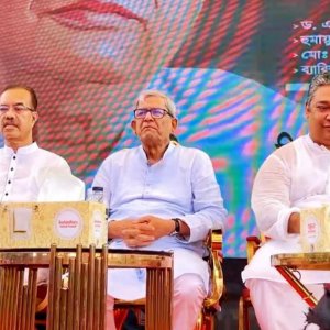 নির্বাচনের রাস্তায় উঠে গেছে গাড়ি, শেষ পর্যন্ত চালিয়ে নিতে হবে: মির্জা ফখরুল
