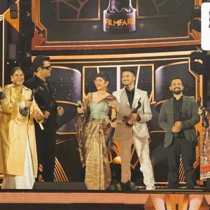 ফিল্মফেয়ারে ফিরে এলো ‘লাপাতা লেডিস’