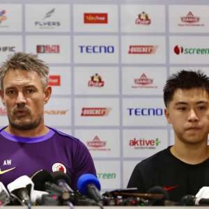 এবার হামজাকে নিয়ে কী বললেন হংকং কোচ