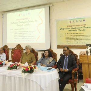 শিক্ষার্থীদের সঙ্গে সম্পর্ক উন্নয়নের পরামর্শ ইউজিসি চেয়ারম্যানের