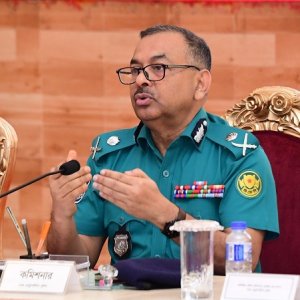 নির্বাচনে পক্ষপাতদুষ্ট আচরণ করলে পুলিশ কর্মকর্তার বিরুদ্ধে ব্যবস্থা: ডিএমপি কমিশনার